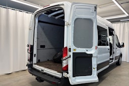 Valkoinen Ford Transit 2018 kuva 18.