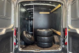 Harmaa Ford TRANSIT 2018 kuva 21.
