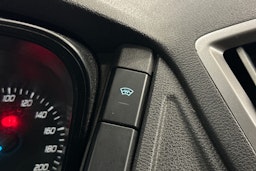 valkoinen Ford Transit 2018 kuva 20.