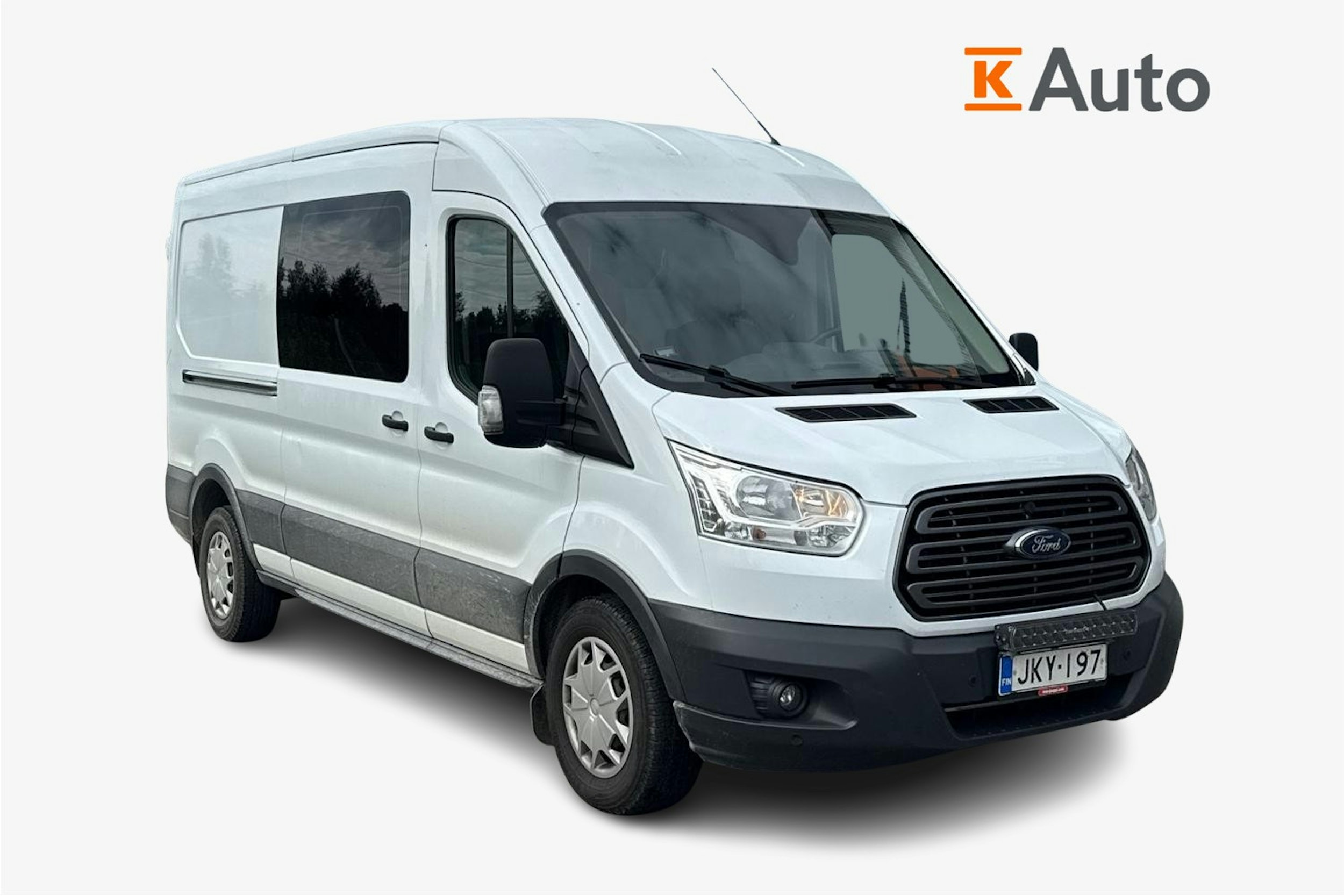 valkoinen Ford Transit 2018 kuva 1.