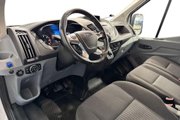 valkoinen Ford Transit 2018 kuva 7.