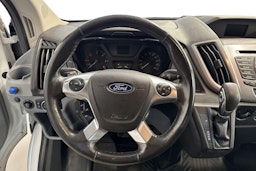 valkoinen Ford Transit 2018 kuva 11.