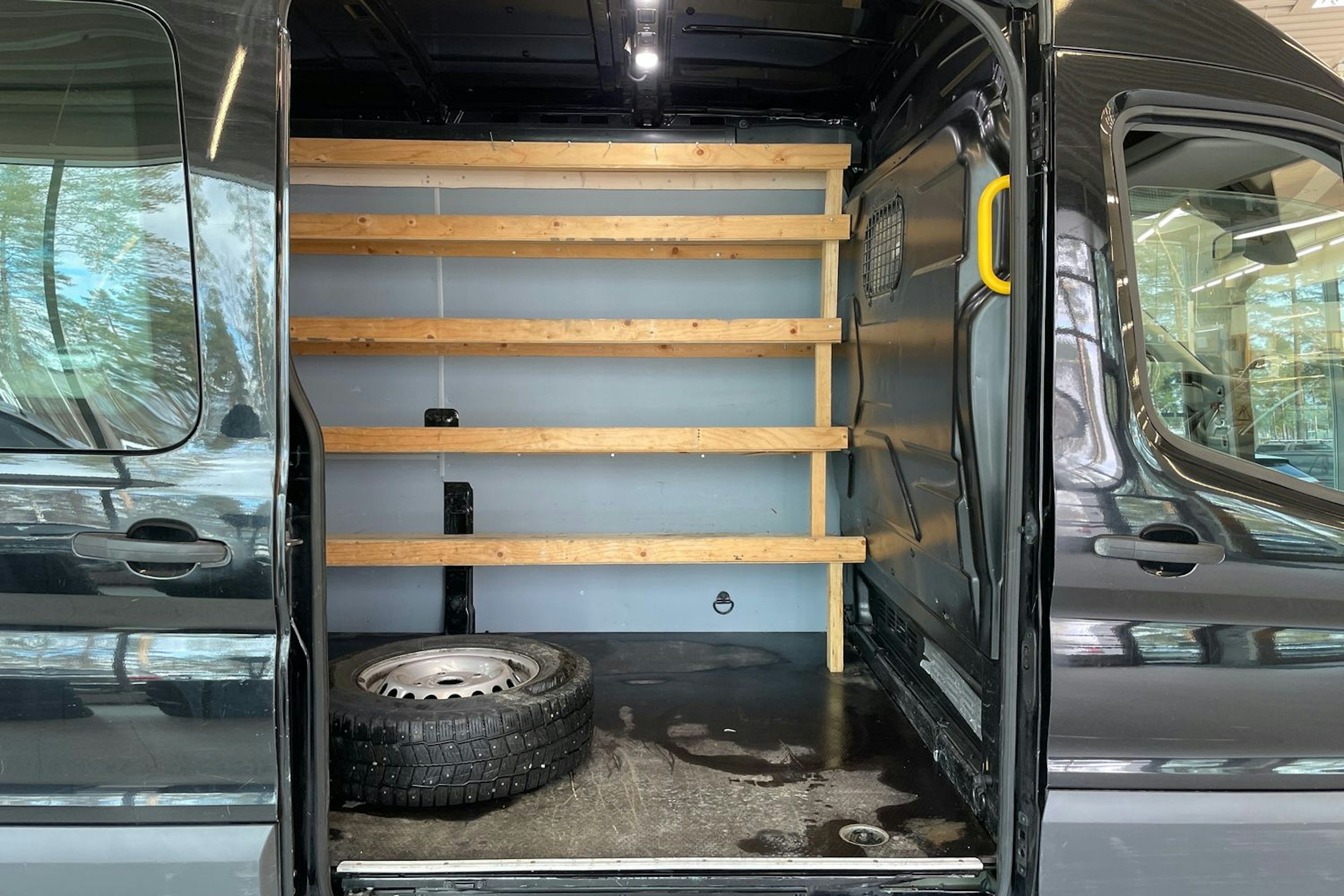 Musta Ford TRANSIT 2018 kuva 10.