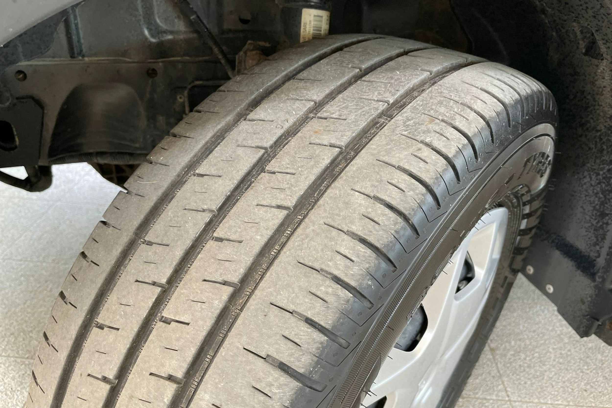 Musta Ford TRANSIT 2018 kuva 13.