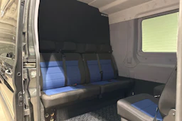 harmaa Ford Transit 2018 kuva 15.