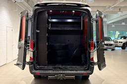 harmaa Ford Transit 2018 kuva 18.