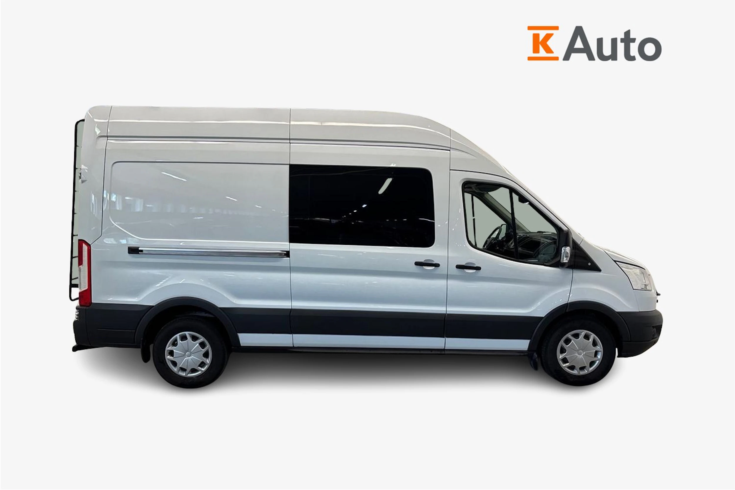 valkoinen Ford Transit 2018 kuva 7.