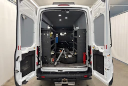 valkoinen Ford Transit 2018 kuva 18.