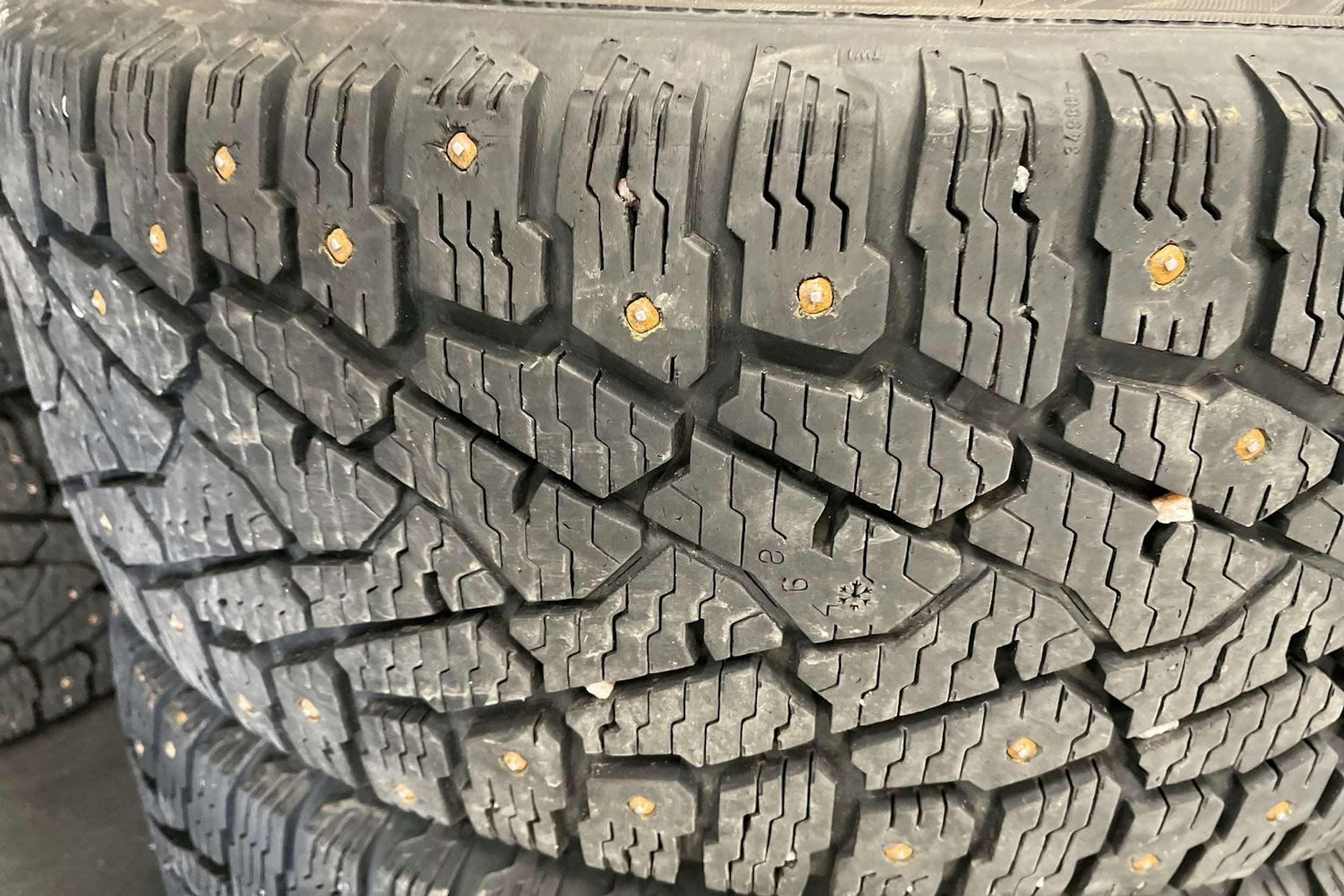 harmaa Ford Transit 2018 kuva 20.