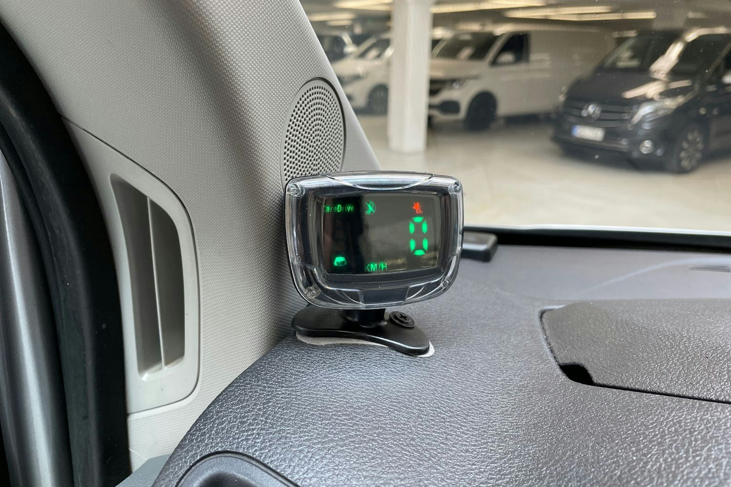 harmaa Ford Transit 2018 kuva 28.