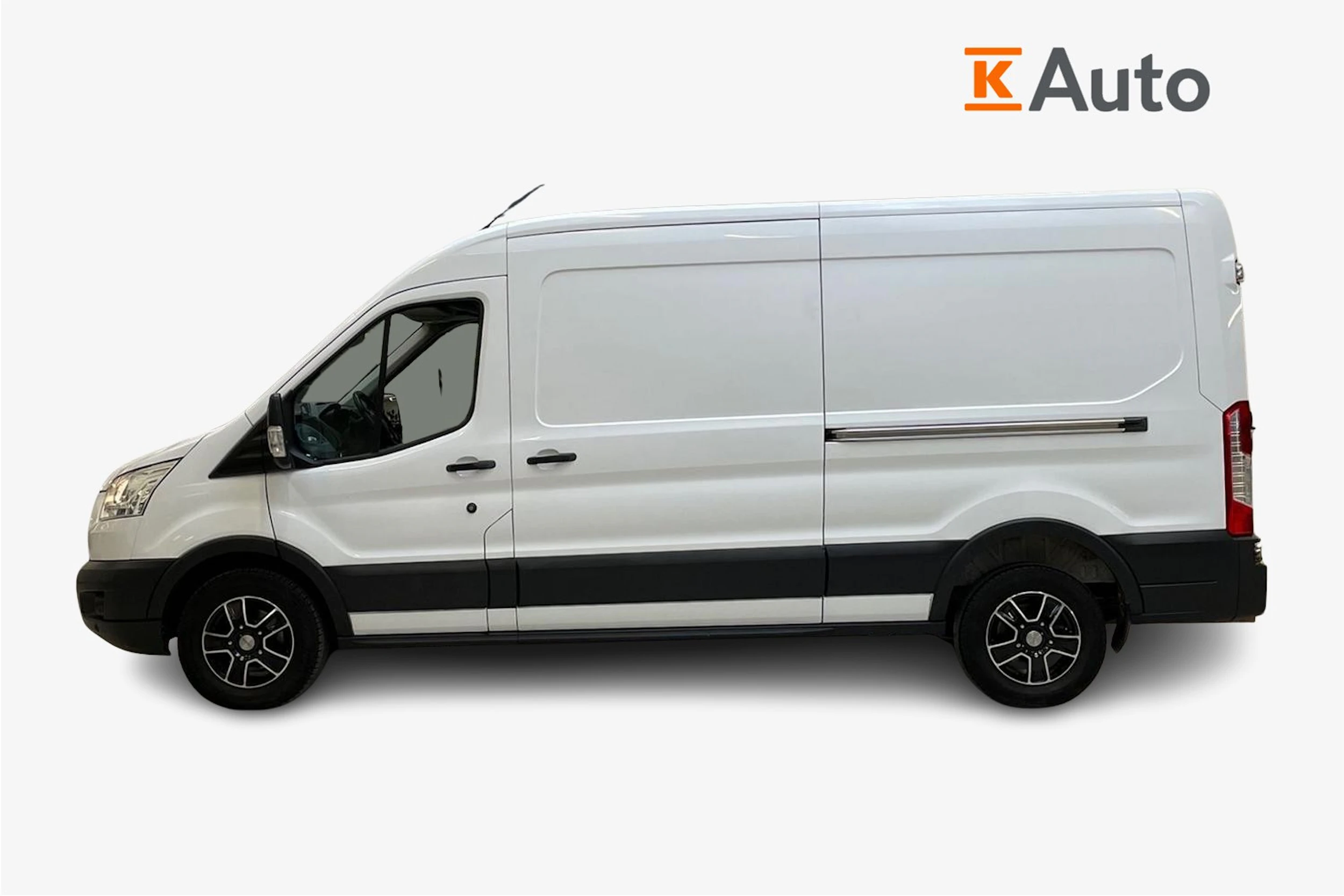valkoinen Ford Transit 2018 kuva 7.