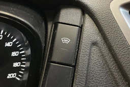 valkoinen Ford Transit 2018 kuva 23.