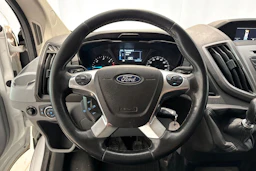 valkoinen Ford Transit 2018 kuva 17.