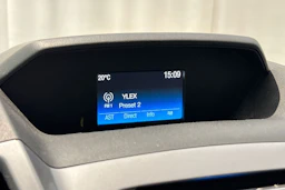 valkoinen Ford Transit 2018 kuva 21.