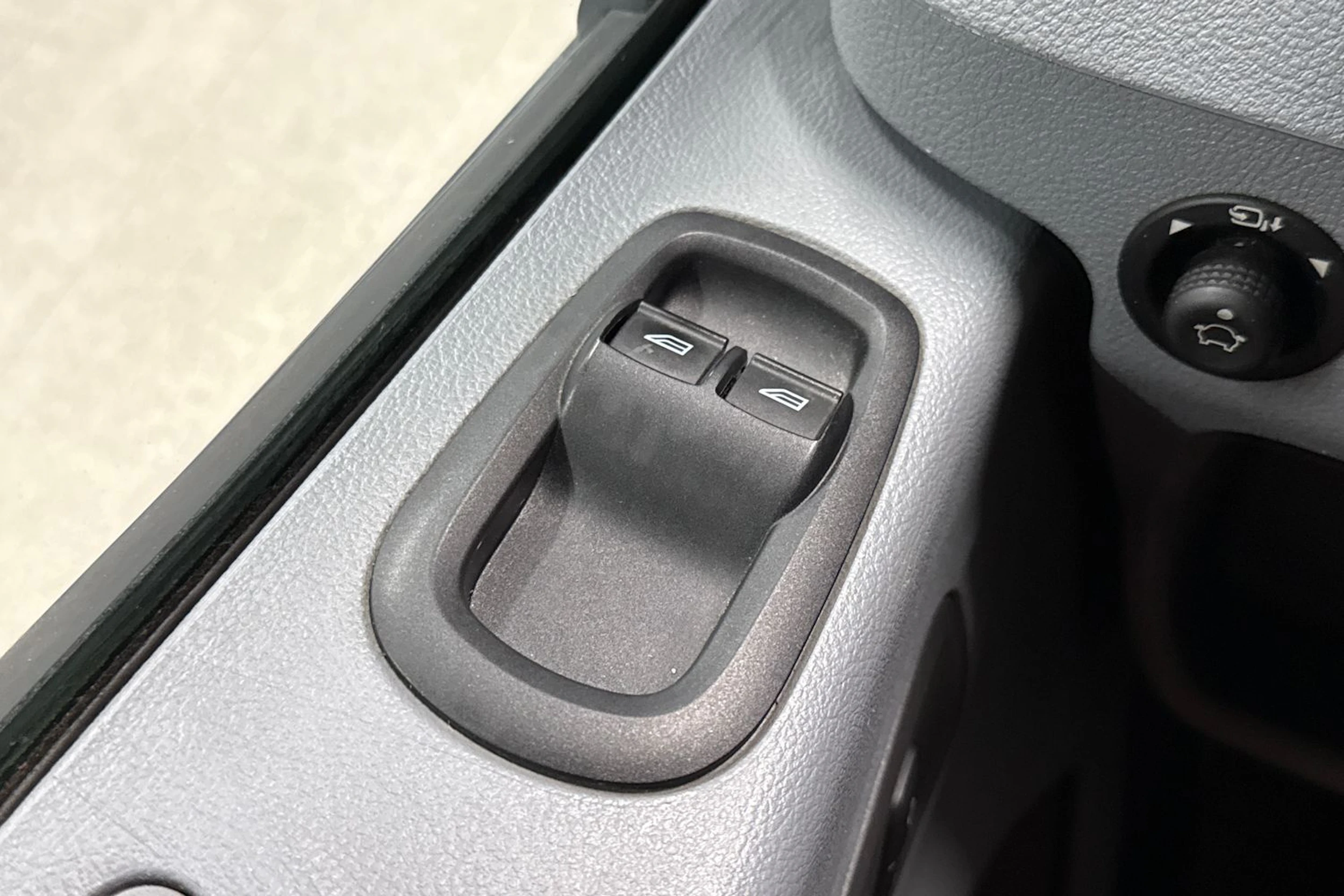 Harmaa Ford TRANSIT 2018 kuva 21.