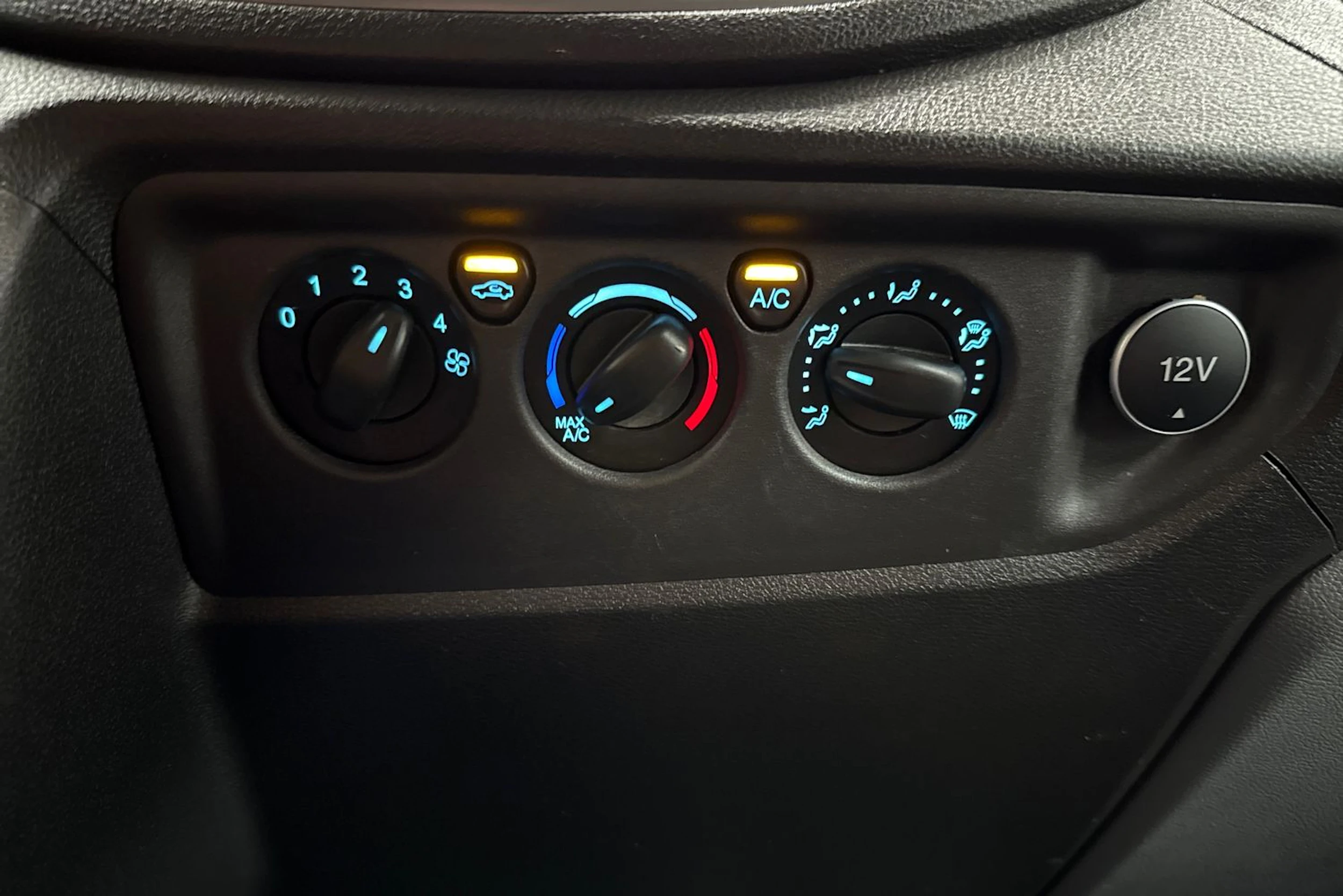 Harmaa Ford TRANSIT 2018 kuva 26.
