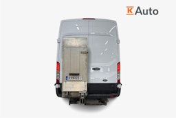 valkoinen Ford Transit 2019 kuva 3.