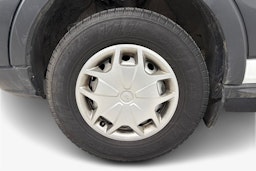 valkoinen Ford Transit 2019 kuva 10.