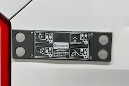 valkoinen Ford Transit 2019 kuva 20.