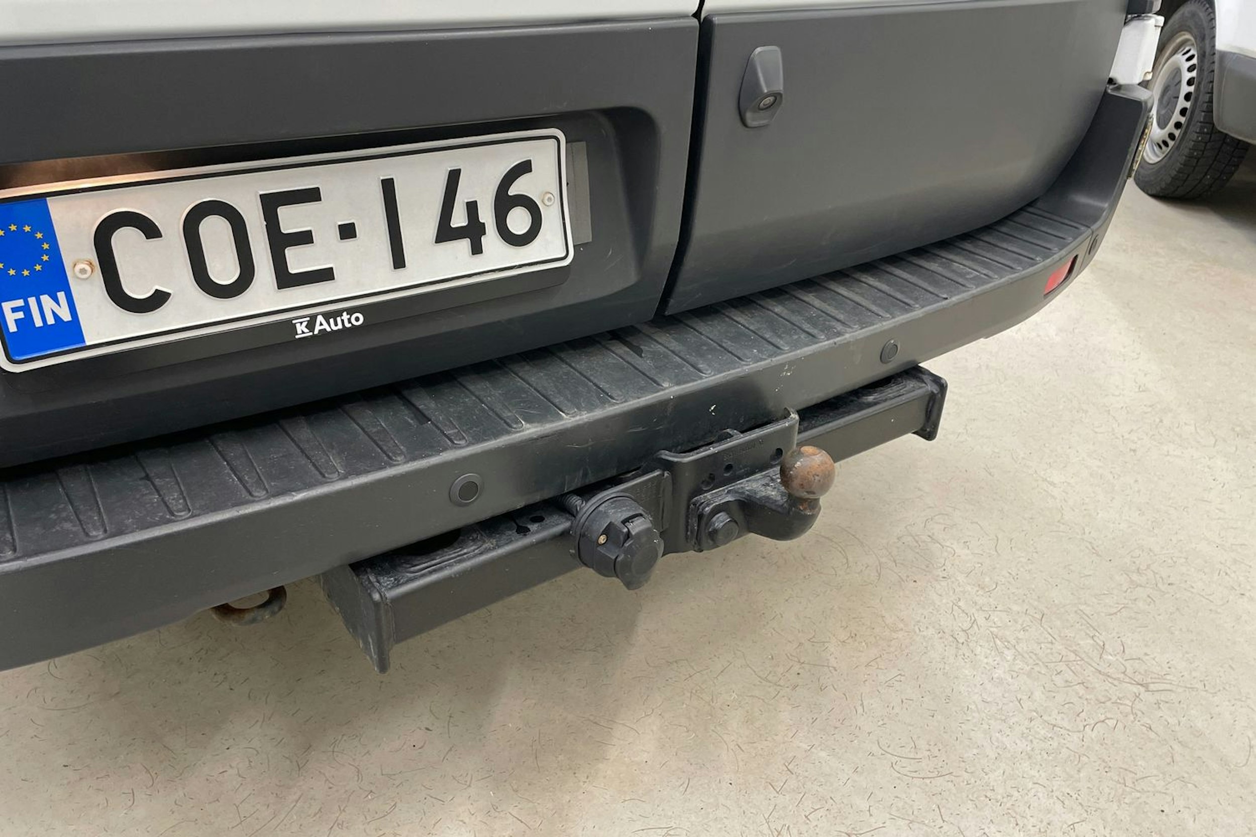 valkoinen Ford Transit 2019 kuva 21.