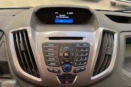 valkoinen Ford Transit 2019 kuva 27.