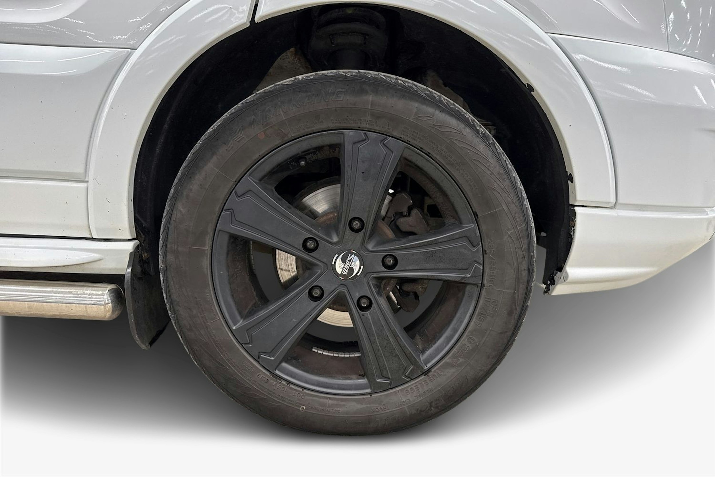 valkoinen Ford Transit 2019 kuva 12.