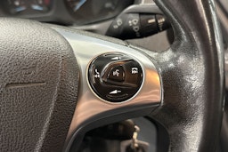 valkoinen Ford Transit 2019 kuva 23.