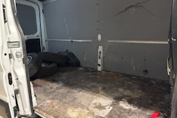 Valkoinen Ford TRANSIT 2019 kuva 13.