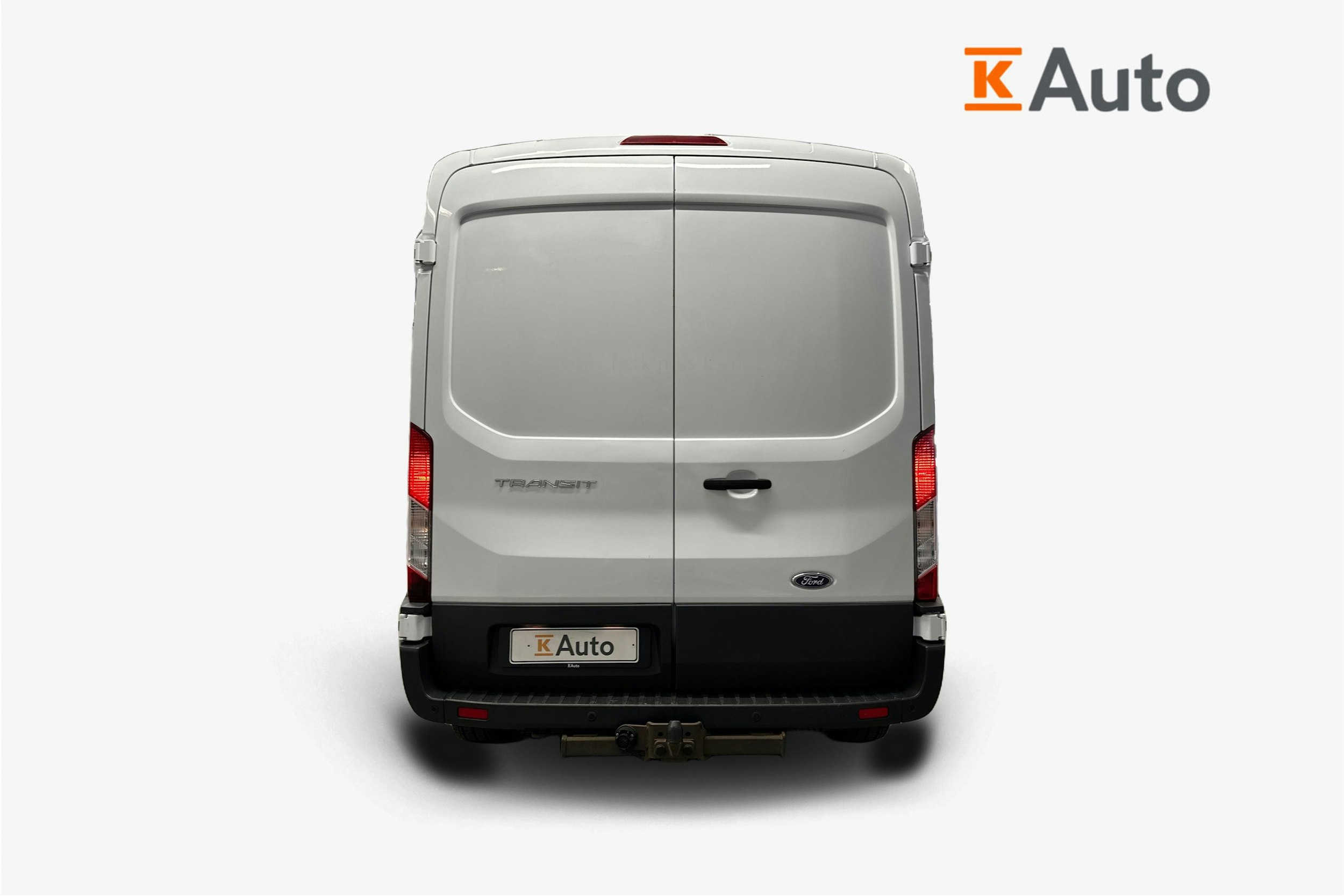 valkoinen Ford Transit 2019 kuva 3.