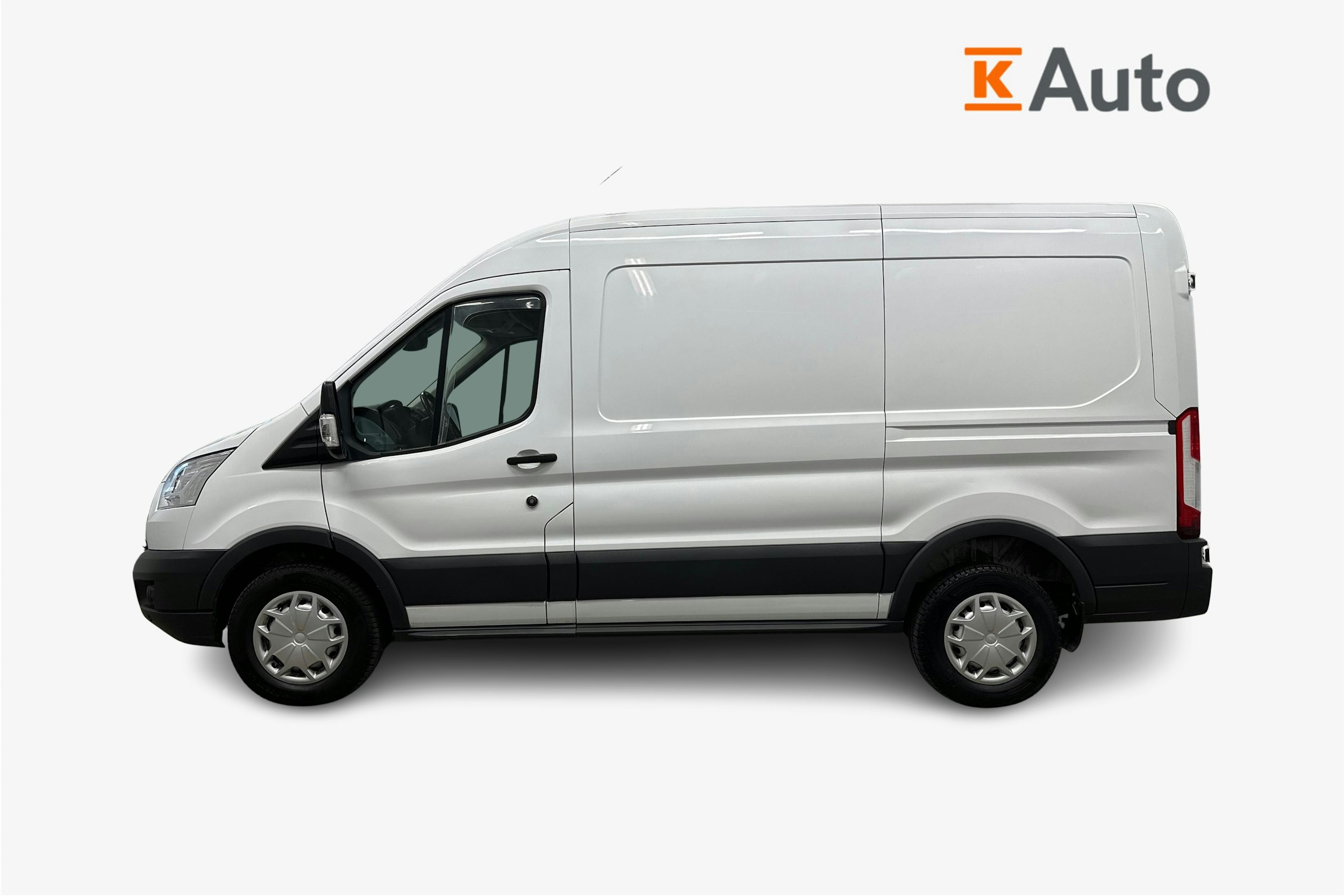 valkoinen Ford Transit 2019 kuva 5.