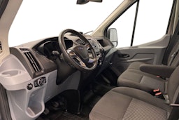 ruskea (beige) Ford Transit 2019 kuva 7.