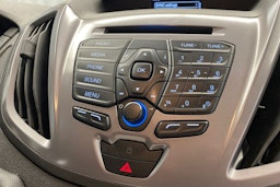ruskea (beige) Ford Transit 2019 kuva 17.
