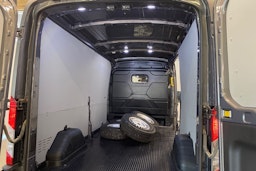 ruskea (beige) Ford Transit 2019 kuva 23.