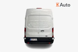 valkoinen Ford Transit 2019 kuva 4.