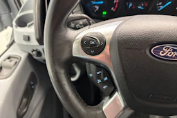 valkoinen Ford Transit 2019 kuva 17.