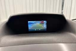 valkoinen Ford Transit 2019 kuva 20.