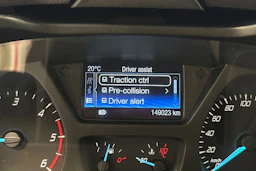 valkoinen Ford Transit 2019 kuva 21.