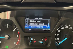 valkoinen Ford Transit 2019 kuva 22.