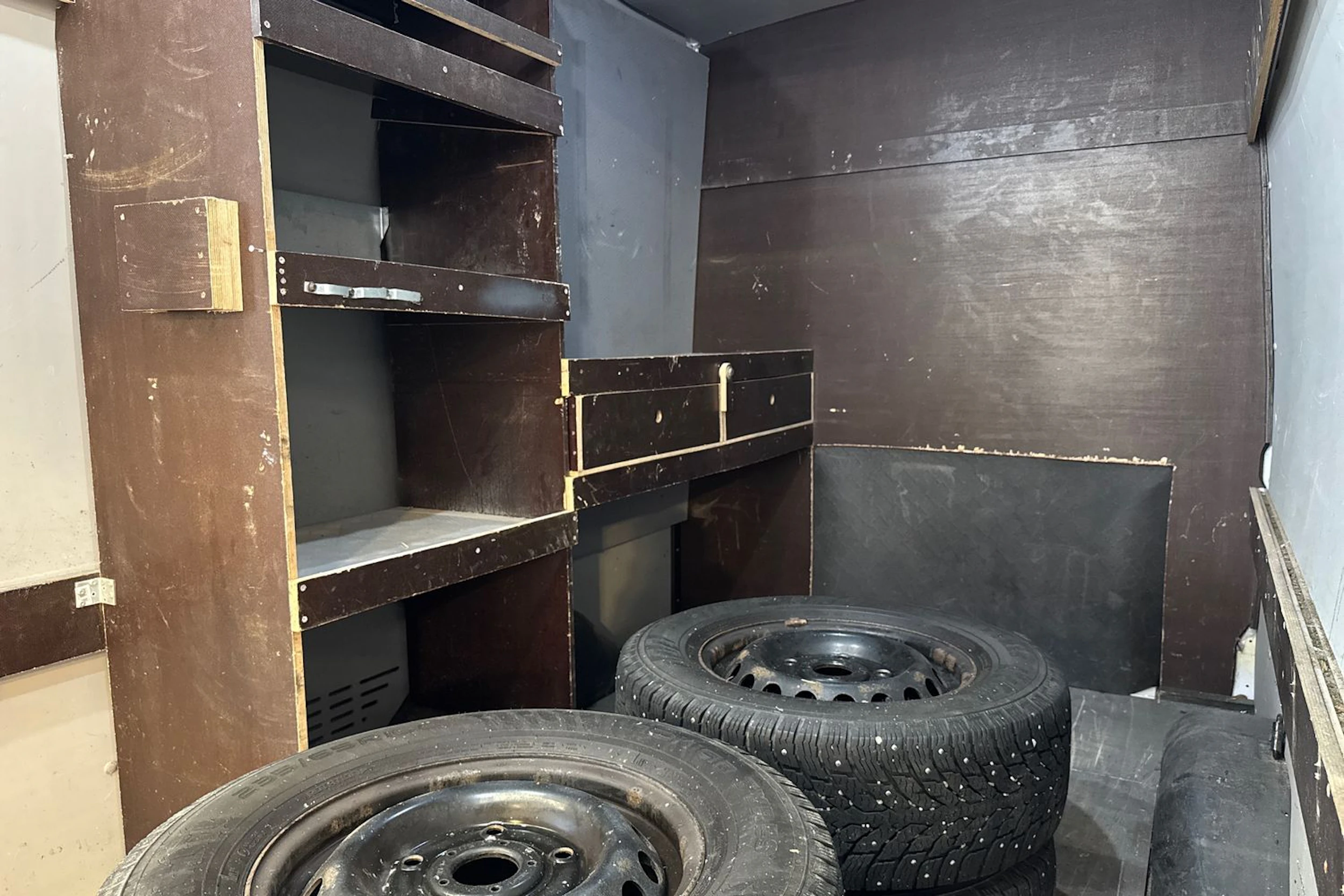 valkoinen Ford Transit 2019 kuva 33.