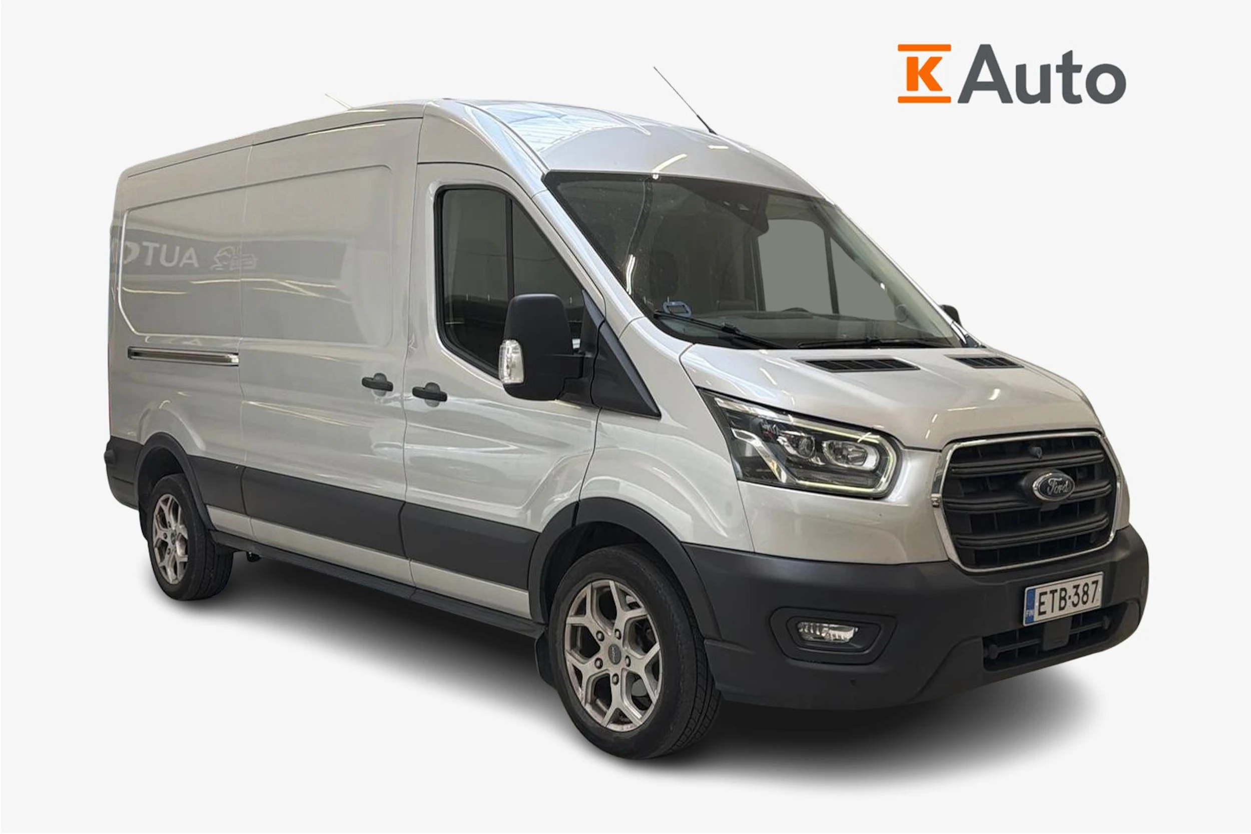 harmaa Ford Transit 2019 kuva 1.