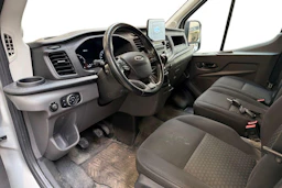 harmaa Ford Transit 2019 kuva 3.