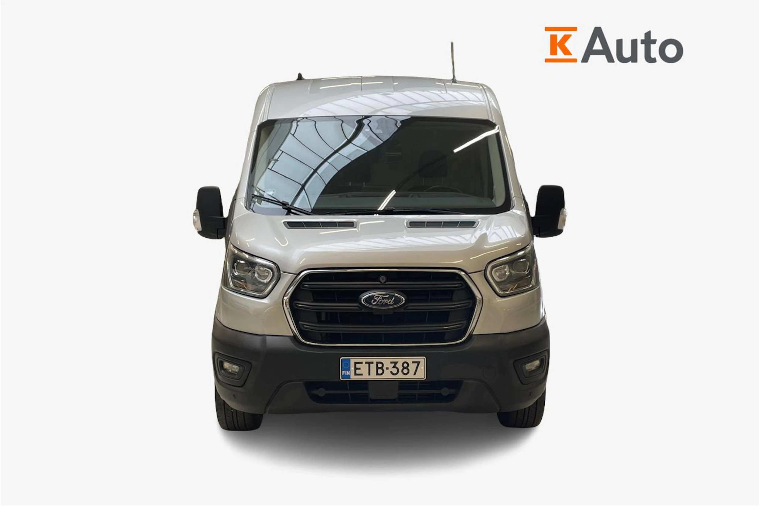 harmaa Ford Transit 2019 kuva 5.