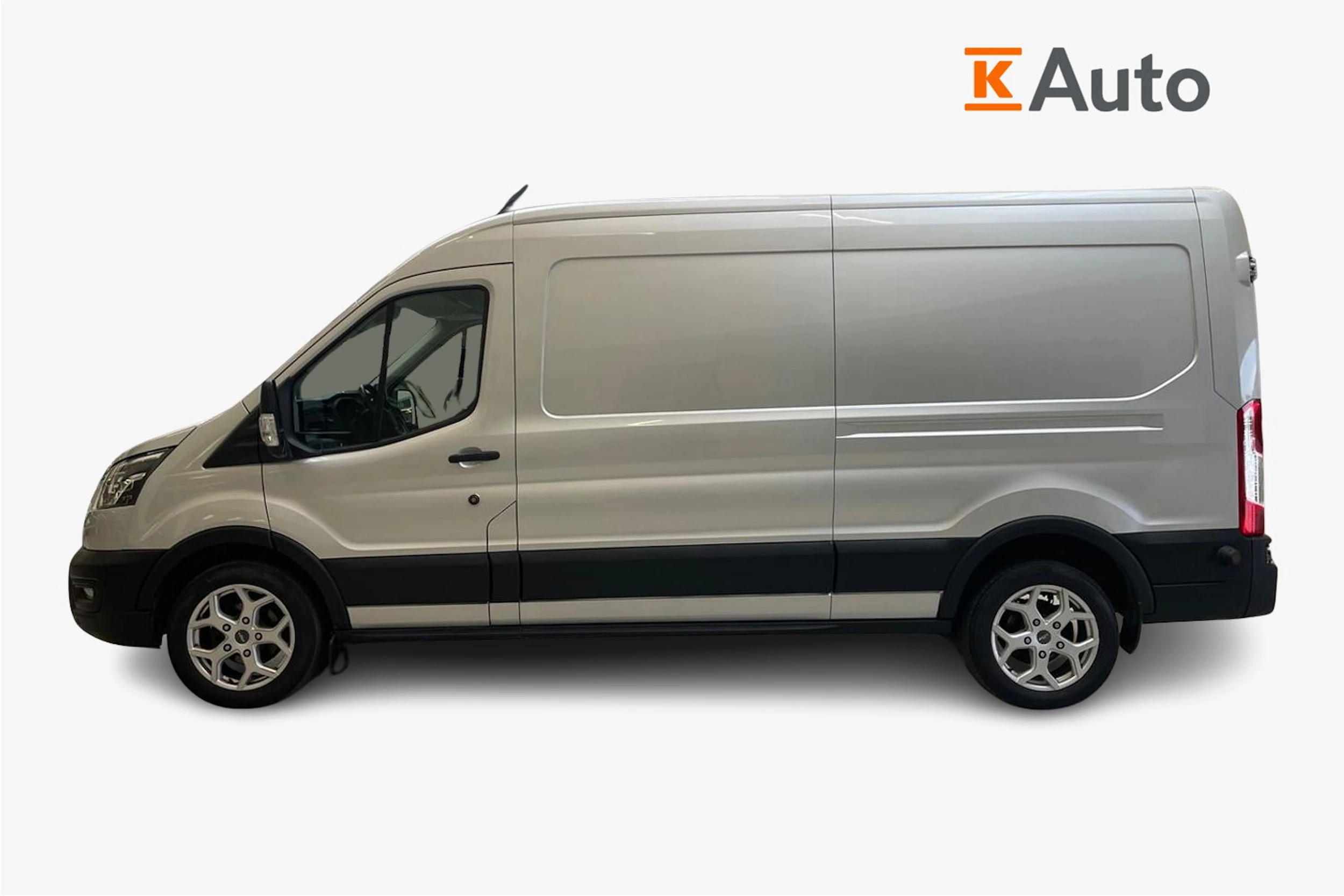 harmaa Ford Transit 2019 kuva 7.