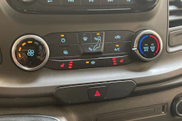 harmaa Ford Transit 2019 kuva 31.