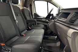 valkoinen Ford Transit Custom 2019 kuva 11.