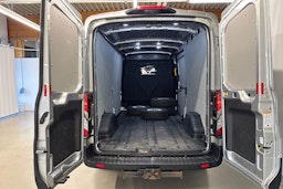 hopea Ford Transit 2020 kuva 23.