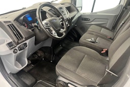 valkoinen Ford Transit 2019 kuva 7.