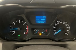 valkoinen Ford Transit 2019 kuva 22.