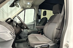 valkoinen Ford Transit 2019 kuva 17.