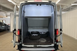 valkoinen Ford Transit 2019 kuva 23.